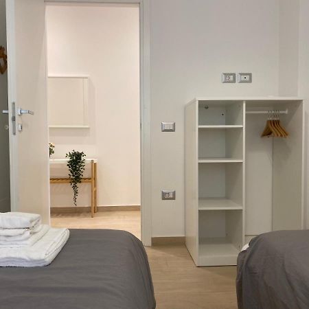 Modern City Apartment 모데나 외부 사진
