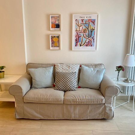 Modern City Apartment 모데나 외부 사진