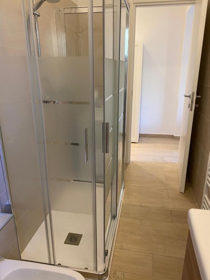 Modern City Apartment 모데나 외부 사진