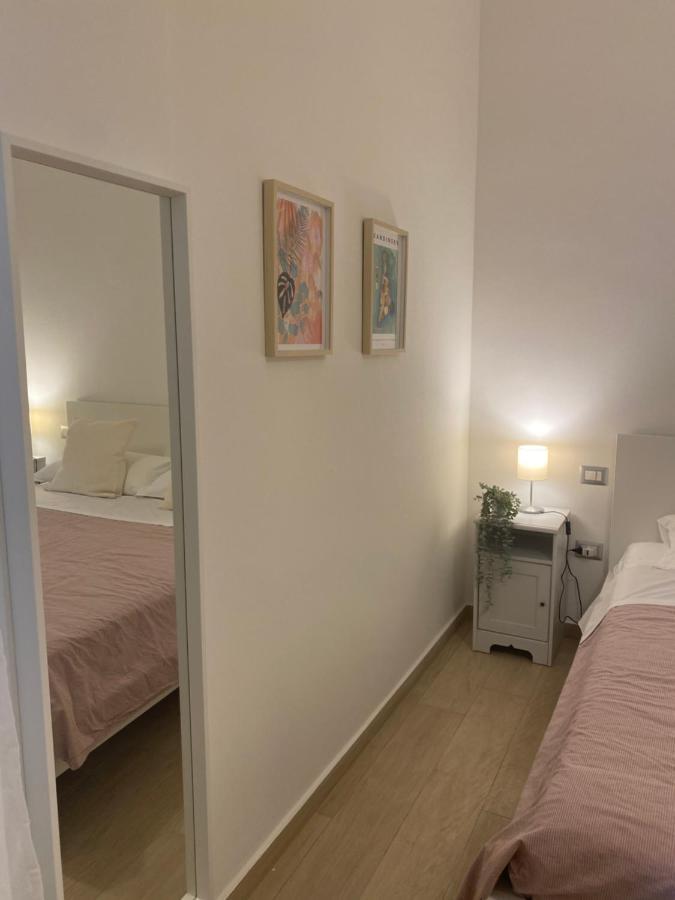 Modern City Apartment 모데나 외부 사진