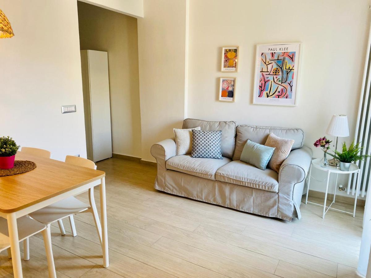 Modern City Apartment 모데나 외부 사진