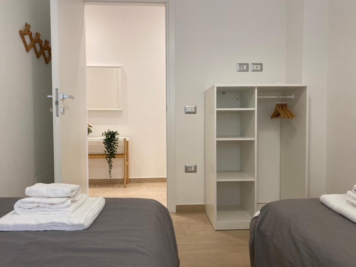 Modern City Apartment 모데나 외부 사진