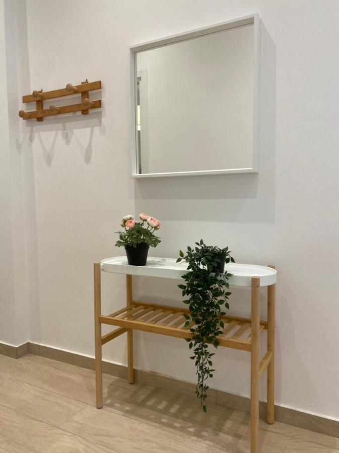 Modern City Apartment 모데나 외부 사진