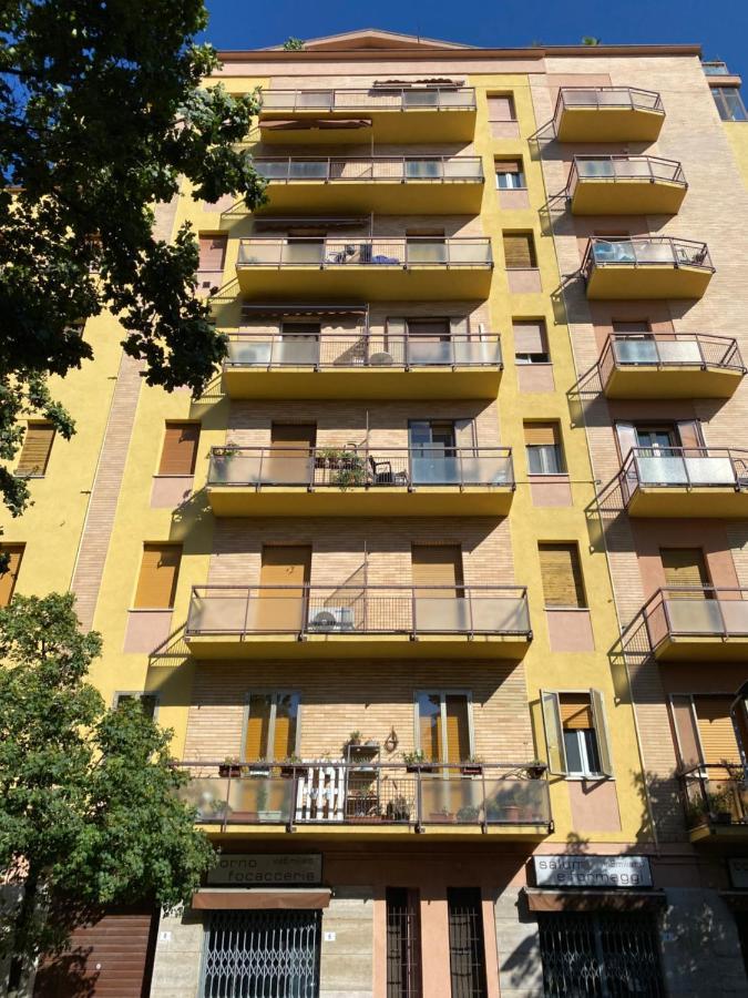 Modern City Apartment 모데나 외부 사진