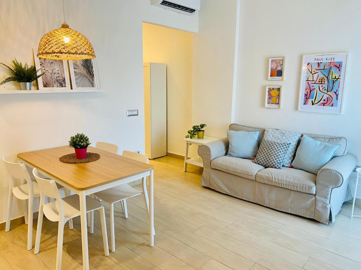 Modern City Apartment 모데나 외부 사진