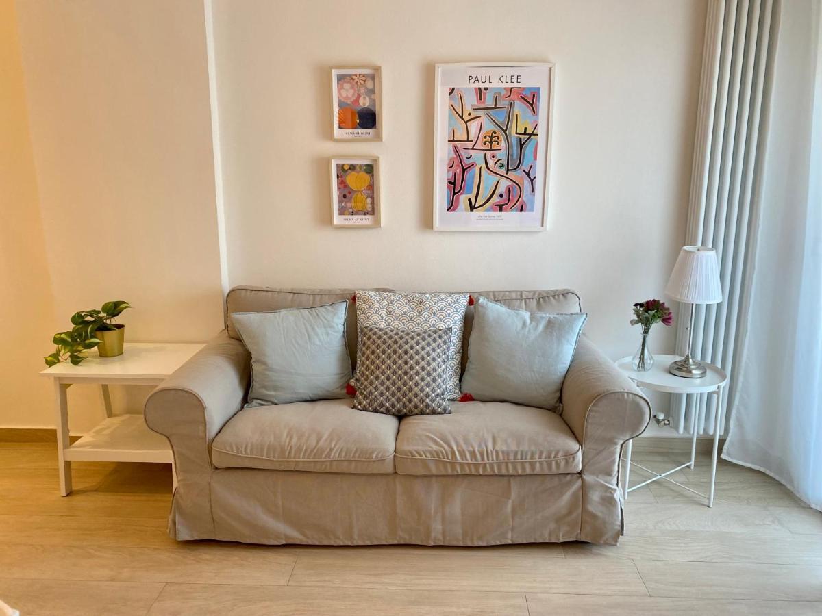 Modern City Apartment 모데나 외부 사진