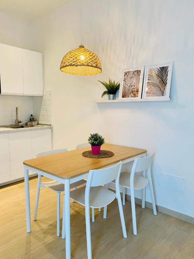 Modern City Apartment 모데나 외부 사진